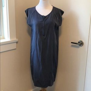 Minimum Scandinavian brand shift dress